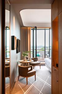 Hotels Domaine Reine Margot Paris - Issy MGallery Collection : photos des chambres