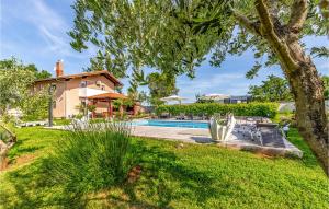 Stunning Home In Marcana