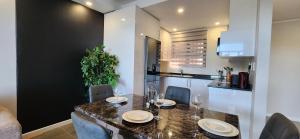 Accommodation Front - Charming 2 Sleeper in Point Waterfront