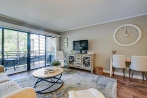 Serene Myrtle Beach Condo with Resort Amenities!