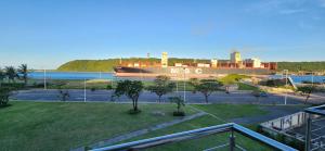 Accommodation Front - Charming 2 Sleeper in Point Waterfront