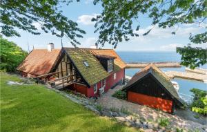 4 Bedroom Nice Home In Hasle