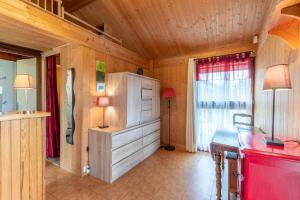 Chalets Cozy and Comfortable Chalet Perfect for Rejuvenation in Sevrier : photos des chambres