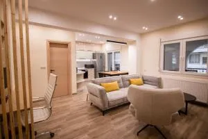 ZeusPlace katerini Stylish Living - Perístasis