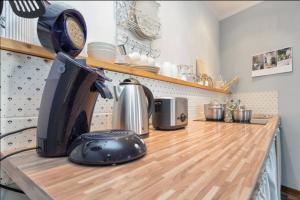 Pension Adele - Ruhig, direkt am Elberadweg & Badesee mit Balkon