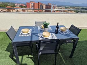 Atico frente al museo Dali