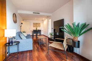 42BADR1040 New & Bright Apartment PobleNou