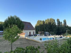 Villas Maison 6km de Sarlat piscine chauffee et jacuzzi : photos des chambres