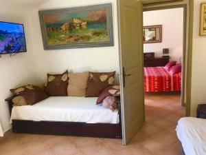 BANDOL-MAISON LA BIENVENUE 9MN A PIED MER-CALANQUE PORT DALON-GRAND JARDIN+FIBRE WIFI