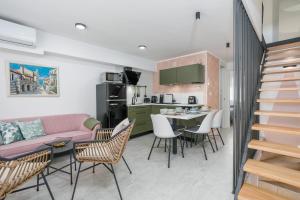 Apartmen PLUS u centru blizu plaže