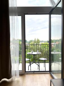 Zarembowicza Apt 38 - Self Check-In 20h - Parking &Lift