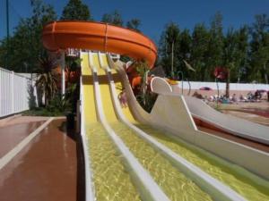 Super Mobile-Home Hibiscus climatisé Top confort Camping Fun 4*