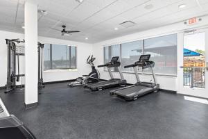 Holiday Inn Express Kansas City North Parkville by IHG