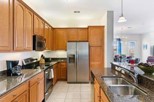 Vista Cay at Epic Universe - Luxury 4 bedroom penthouse