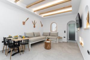 Adamas Suites