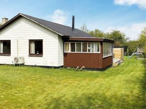 6 person holiday home in Nørre Nebel-By Traum