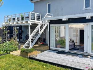 6 person holiday home in Otterup-By Traum