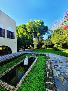 Lemuria Manor, Wine Dark Sea Villas