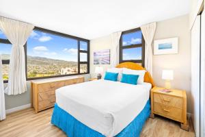 Beautiful Mountain Views & Steps to Waikiki Beach