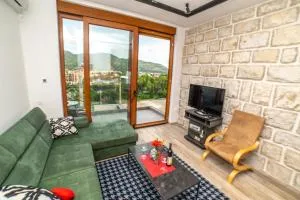 Apartman Roccia - Gradina