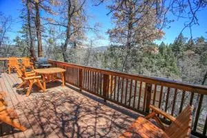 Rest N Relax Inn - Beautiful chalet-style cabin features dramatic forest and slope views! - Moonridge