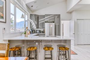 River Gorge Elegance