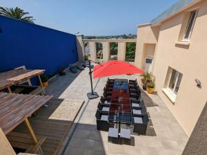 Maisons de vacances Comfortable holiday home XXL directly on the beach, Plouneour-Brignogan Plages : photos des chambres