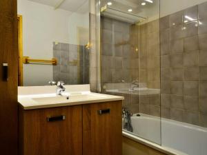 Appartements Charmant 2 pieces a Montchavin, pres des pistes, pour 5 pers. - Balcons, equipements complets, parking - FR-1-329-1 : photos des chambres