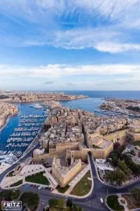 Dar Barbara - Duplex 1 Double Bed Maltese style House - Cospicua