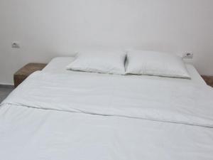 Bar-Restaurant-Hotel-Familja