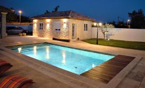 Villas Loft d'exception 350m2 spacieux et lumineux avec piscine a 15 min de la mer : photos des chambres