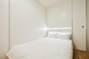 Résidence du Lys - Perrin Apartments