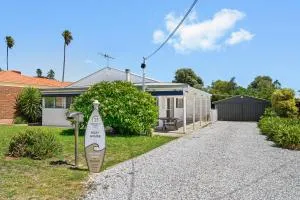 Boat House - Sellicks Beach - C21 SouthCoast Holidays - Sellicks Beach