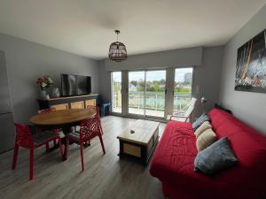 Appartements Duplex confortable, piscine, proche plage/Jumping : photos des chambres