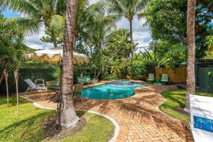 Welcome to Casa Kanuga, The Secret Gem of WPB!