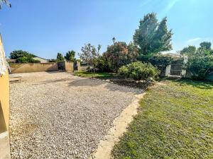 Appartements Le Petit Valexiane Piscine & Jardin : photos des chambres