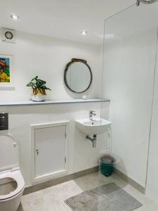 Luxury Retro 4 Bed Town House in heart of Alnwick