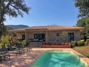 Villa de standing et vue mer Porto Vecchio - Pascialella