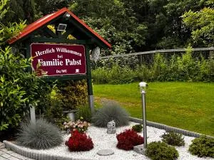 帕贝斯特家庭公寓 - Barnbäch