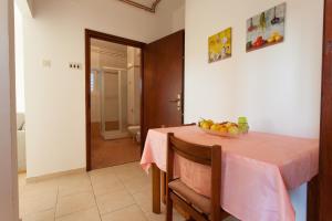 Apartment Jadranka quiet & near the beach!