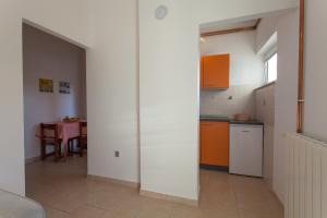 Apartment Jadranka quiet & near the beach!