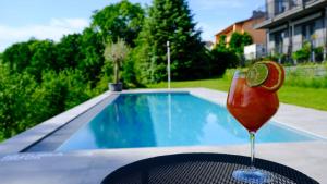 Restaurant & Pension u Hradu