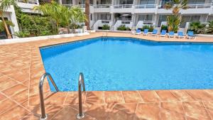 Modern Studio with a Sea View and Pool Access Ponderosa 801