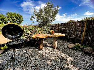 Maisons de vacances Sandra - Maison, Patio, Plage d'argent a 2 min - Verghia : photos des chambres