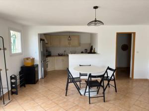 Appartements Grande annexe de maison avec jardin : photos des chambres