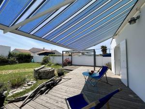 Maisons de vacances Maison de vacances lumineuse 4P a Oleron, 8 couchages, jardin, proche centre ville - menage inclus - FR-1-246A-139 : photos des chambres