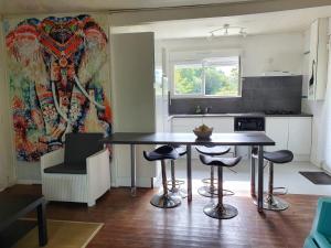 Maisons de vacances Maison proche lacs et oceans : photos des chambres