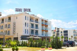 Maor Hotel