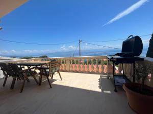 Green Horizon 3 BR House with Sea View