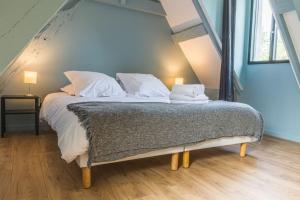 Maisons de vacances Ensemble de 2 gites de charme - 15 personnes : photos des chambres